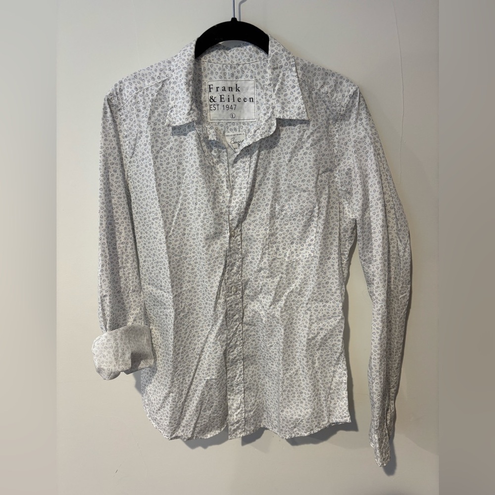Frank & Eileen White Button-Down Shirt with Subtle Gray Print